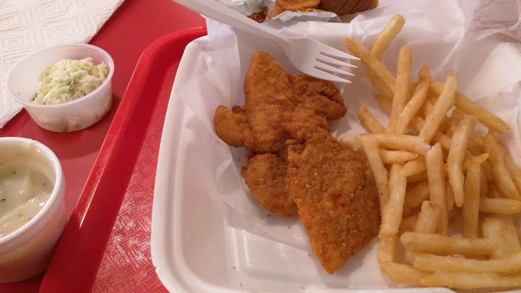 Dairy Queen | restaurant | 3136 E Cumberland Rd, Bluefield, WV 24701, USA | 3043256652 OR +1 304-325-6652