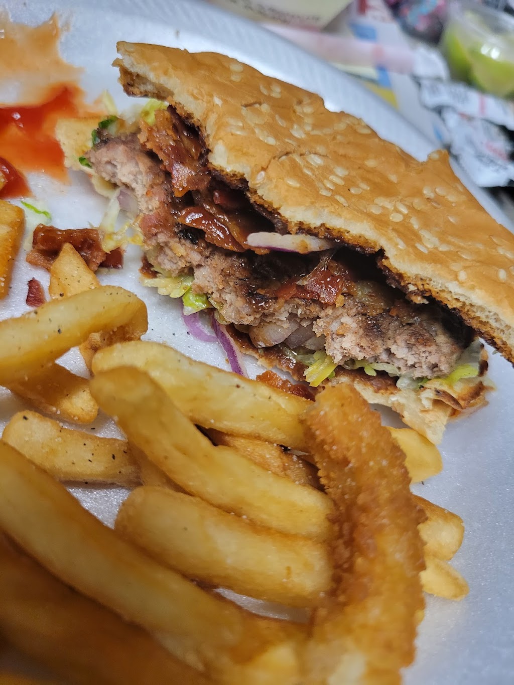 The Habit Burger Grill | restaurant | 4025 E Bell Rd, Phoenix, AZ 85032, USA | 6028075150 OR +1 602-807-5150