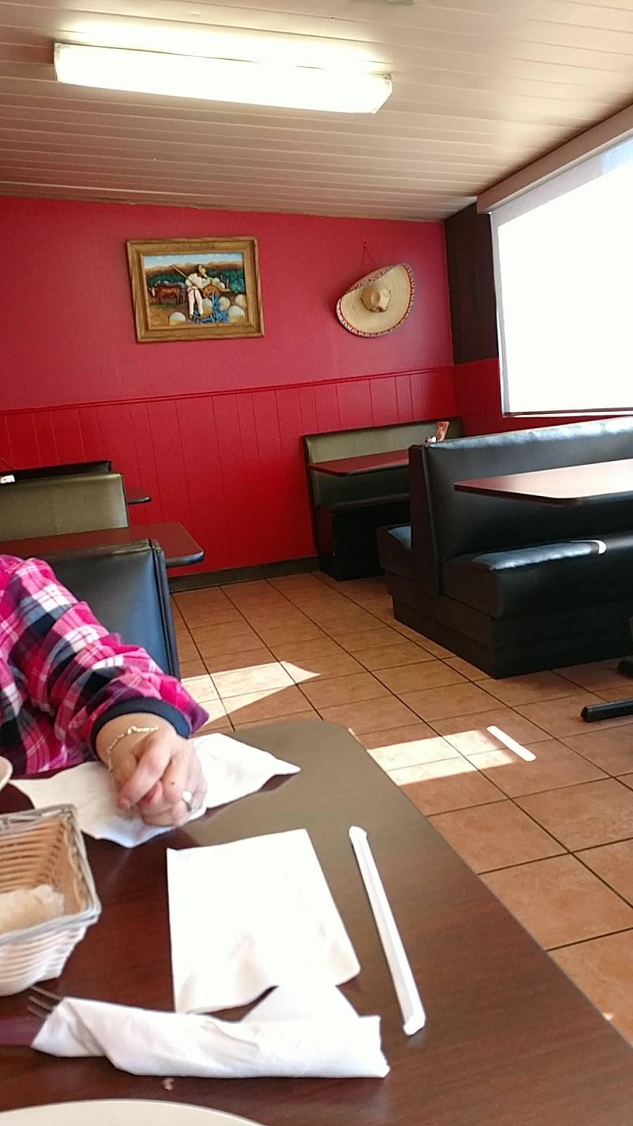 Taqueria Los Cazos | restaurant | 123 1st St #2002, Fort Lupton, CO 80621, USA | 3035023289 OR +1 303-502-3289