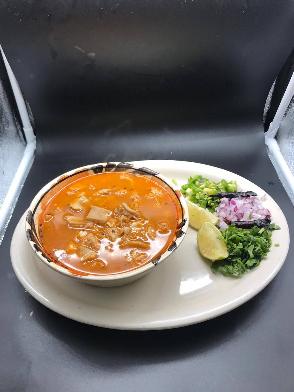 My Guadalajara | restaurant | 4414 W Commerce St, San Antonio, TX 78237, USA | 2104337200 OR +1 210-433-7200