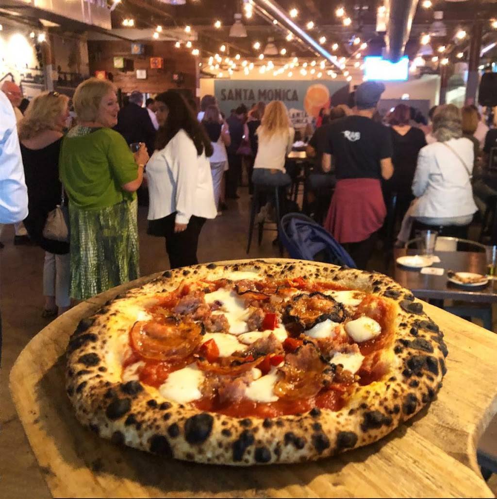 Two Doughs Pizza Co. | restaurant | 28860 Roadside Dr, Agoura Hills, CA 91301, USA | 8188511052 OR +1 818-851-1052