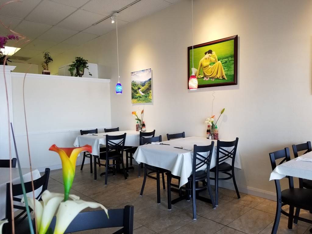 Pho Fresh | restaurant | 15271 McGregor Blvd, Fort Myers, FL 33908, USA | 2396896022 OR +1 239-689-6022