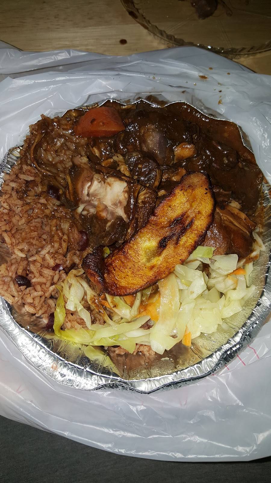 Flavors Jamaican Restaurant | restaurant | 1962 S Sycamore St, Petersburg, VA 23805, USA | 8047332507 OR +1 804-733-2507