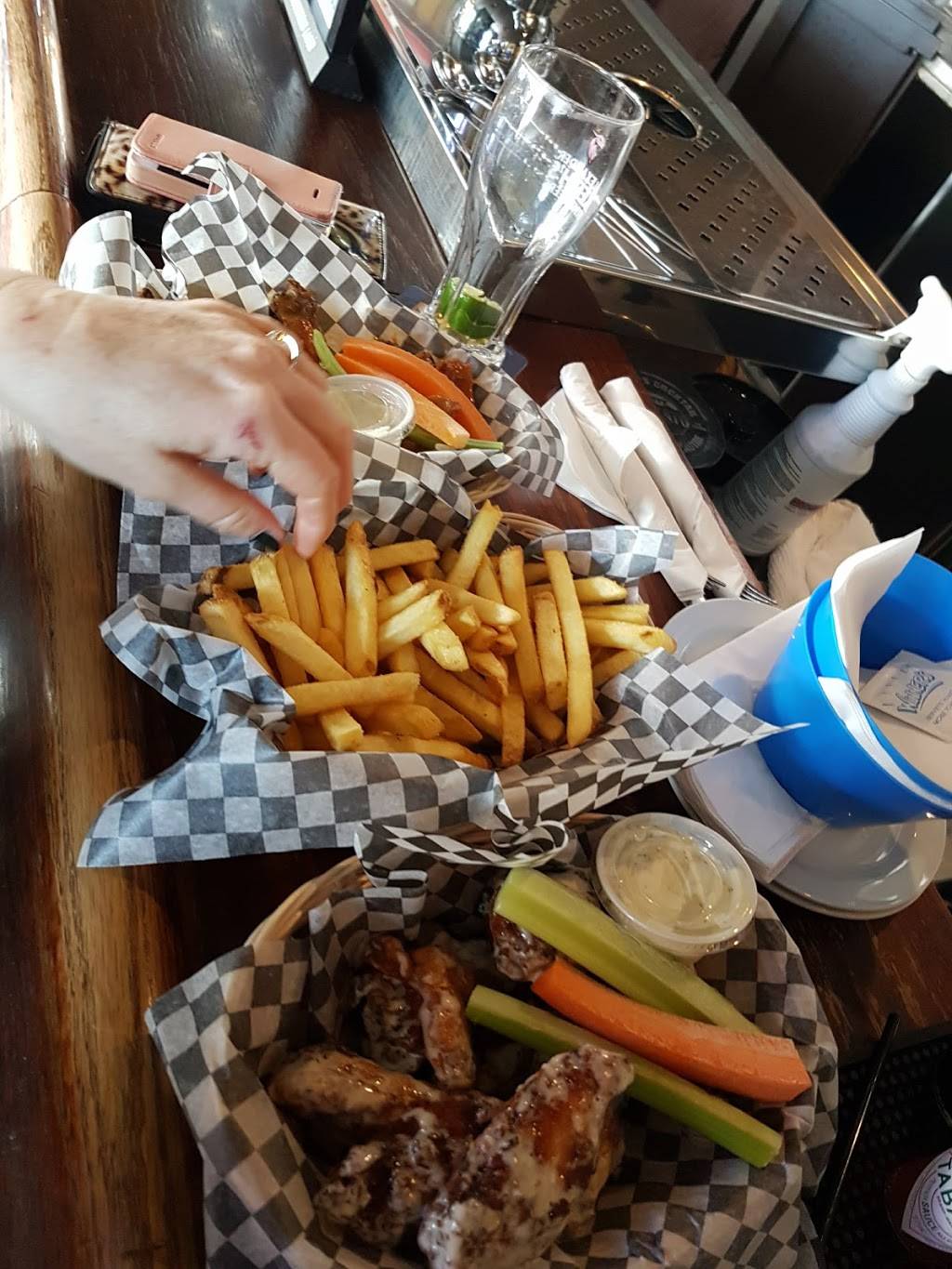 The Cookstown Pub Co | restaurant | 52 Queen St W, Cookstown, ON L0L 1L0, Canada | 7052912000 OR +1 705-291-2000