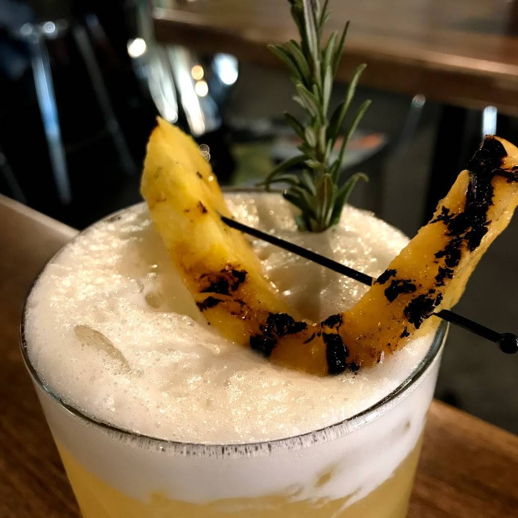 712 Eat + Drink | restaurant | 1851 Madison Ave #700, Council Bluffs, IA 51503, USA | 7122565525 OR +1 712-256-5525