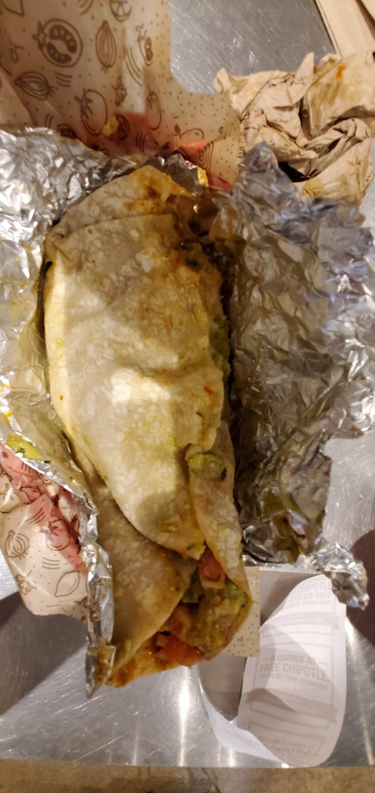 Chipotle Mexican Grill | restaurant | 5642 Allen Way #104, Castle Rock, CO 80108, USA | 3036630552 OR +1 303-663-0552