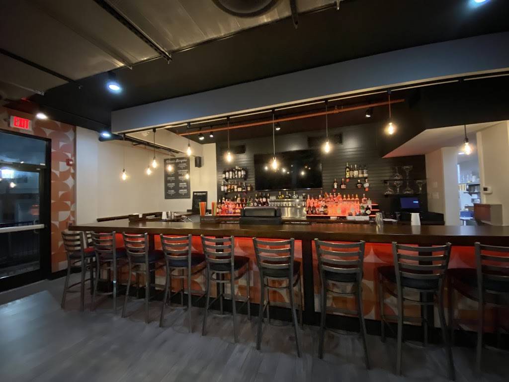 Flipside Burgers & Bar | restaurant | 1 Schooner Ln, Milford, CT 06460, USA | 2032837282 OR +1 203-283-7282