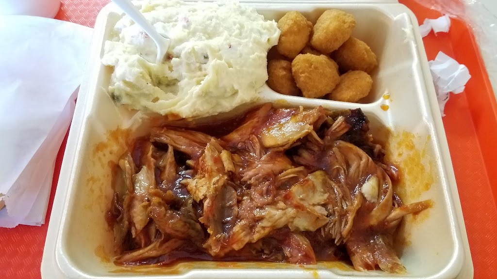 Lannies Bar-B-Q Spot | restaurant | 2115 Minter Ave, Selma, AL 36703, USA | 3348744478 OR +1 334-874-4478