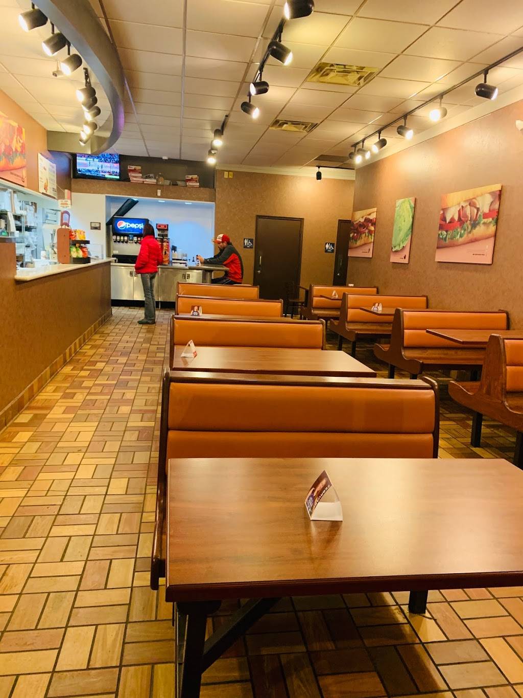 Penn Station East Coast Subs | meal takeaway | 5776 Cheviot Rd, Cincinnati, OH 45247, USA | 5133857306 OR +1 513-385-7306