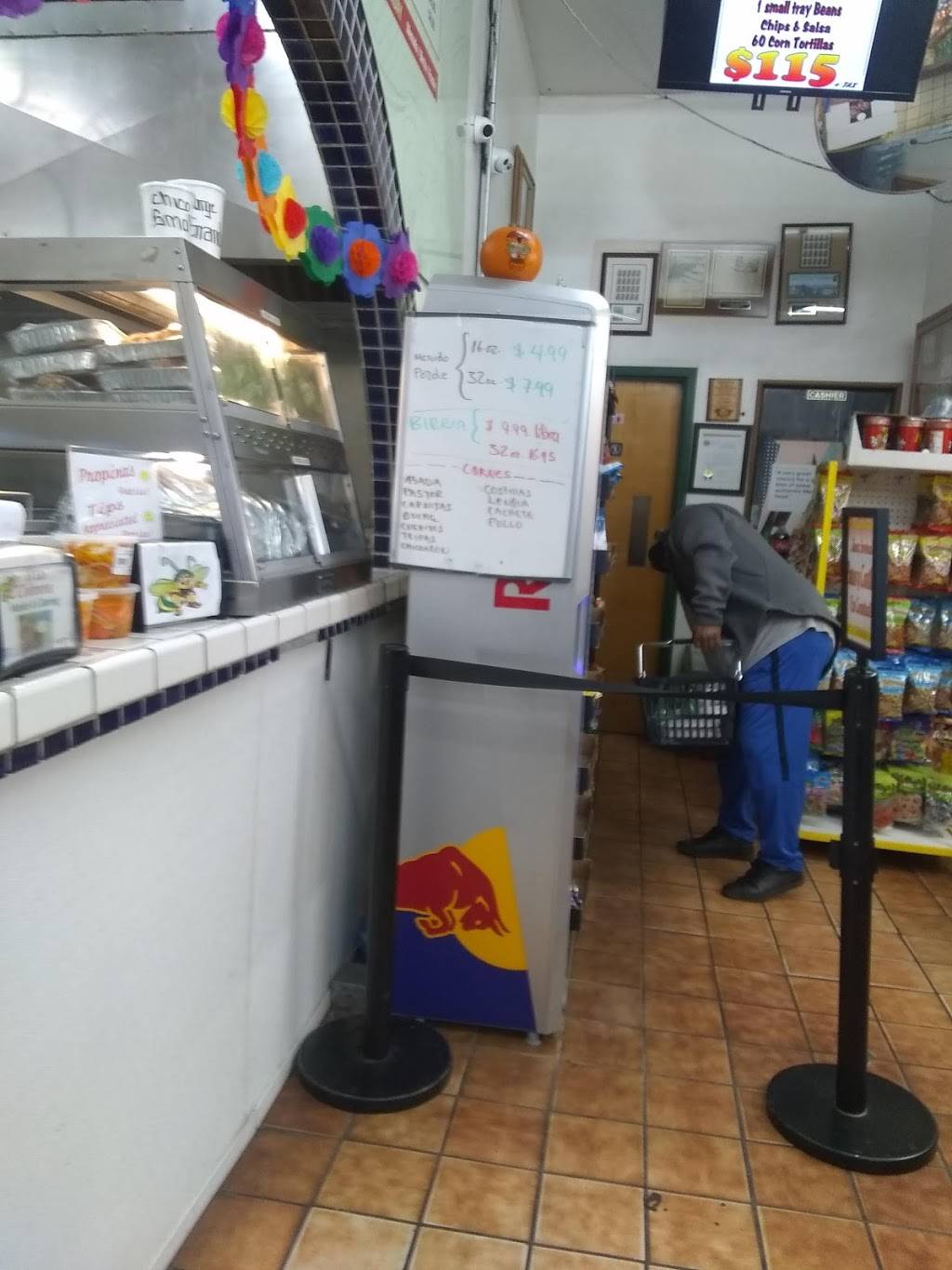 DLa Colmena Market & Catering | restaurant | 129 W Lake Ave, Watsonville, CA 95076, USA | 8317244544 OR +1 831-724-4544