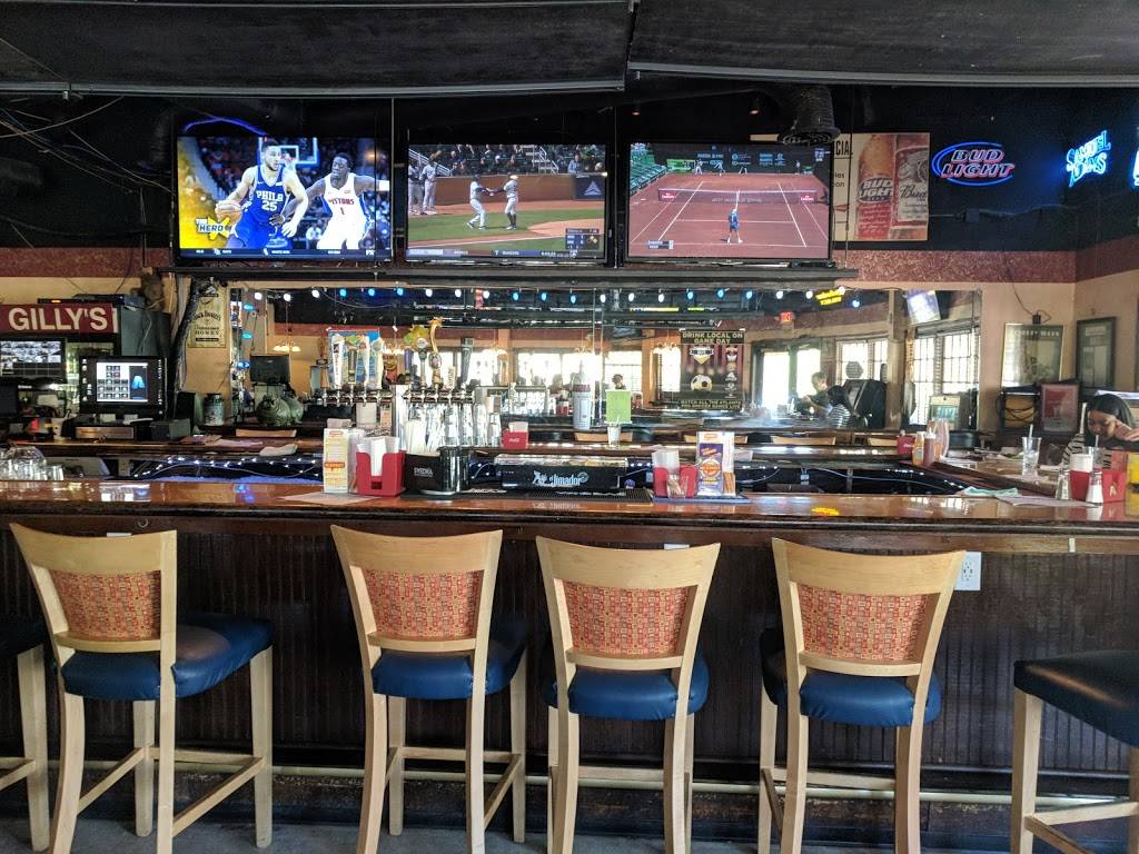 Gillys Sports Bar | restaurant | 4343 Dunwoody Park, Atlanta, GA 30338, USA | 7708172789 OR +1 770-817-2789