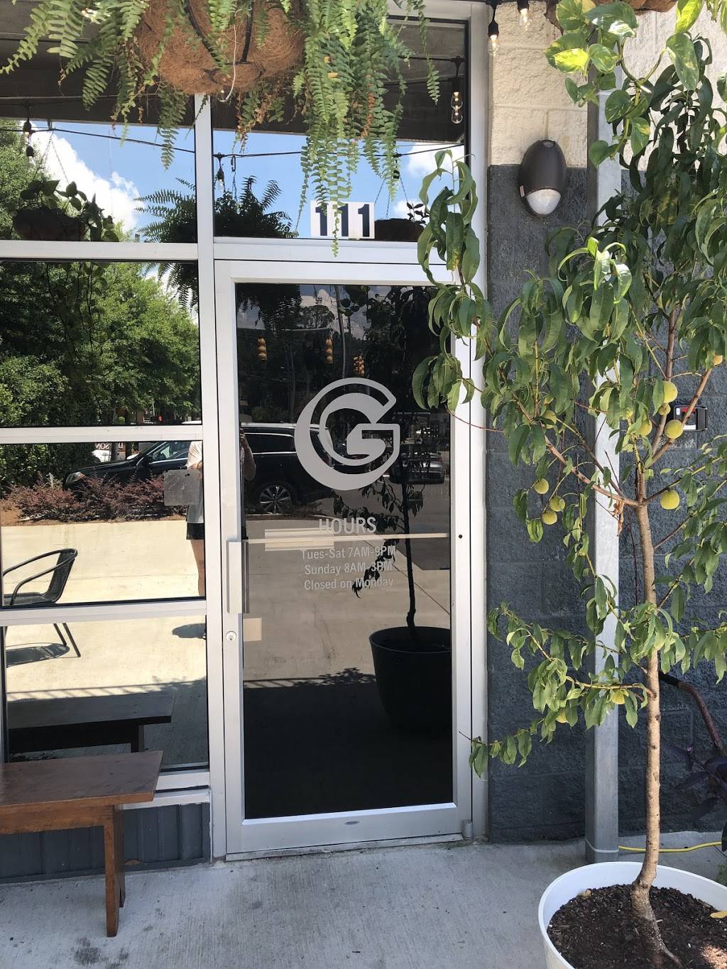 Greenhouse | restaurant | 1017 Oxmoor Rd, Birmingham, AL 35209, USA | 2053267727 OR +1 205-326-7727