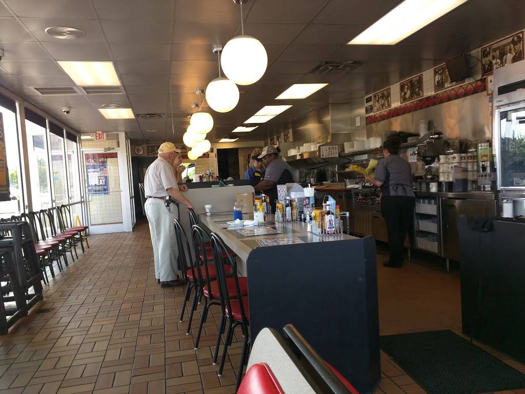 Waffle House | meal takeaway | 65 Lowes Dr, Pittsboro, NC 27312, USA | 9195425544 OR +1 919-542-5544