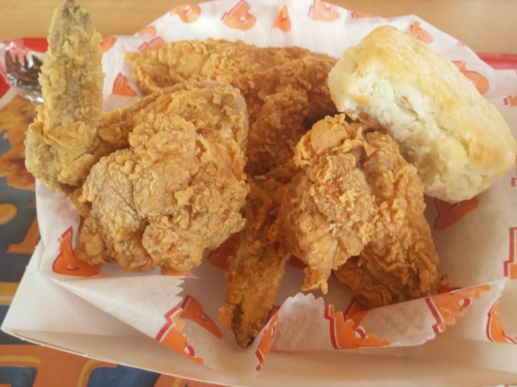 Popeyes Louisiana Kitchen | restaurant | 16540 Southwest Fwy, Sugar Land, TX 77479, USA | 2819808470 OR +1 281-980-8470
