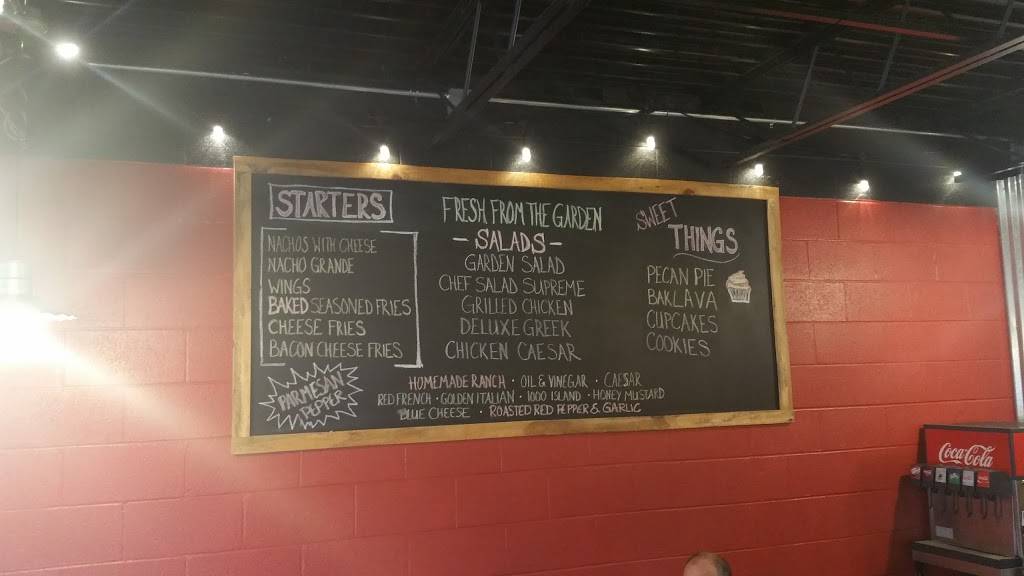 Papas Pizzeria & Subs | restaurant | 111 Tazewell St, Pearisburg, VA 24134, USA | 5409211333 OR +1 540-921-1333