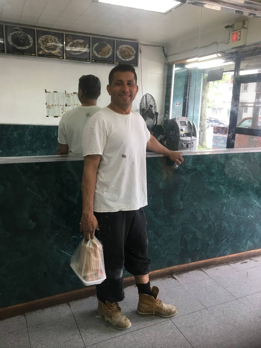 Fongs | restaurant | 967 Bergen St, Newark, NJ 07112, USA | 9739263252 OR +1 973-926-3252