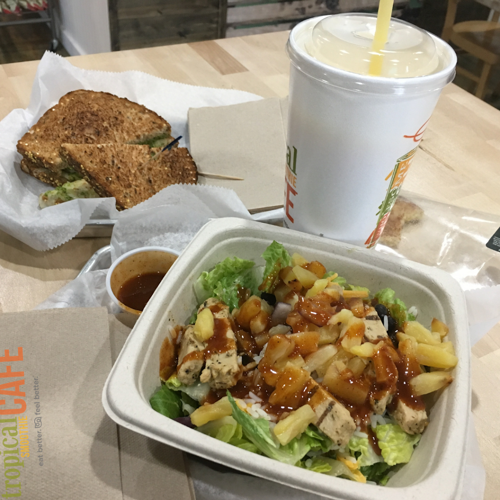 Tropical Smoothie Cafe | restaurant | 251 W Lee Hwy, Warrenton, VA 20186, USA | 5404281818 OR +1 540-428-1818
