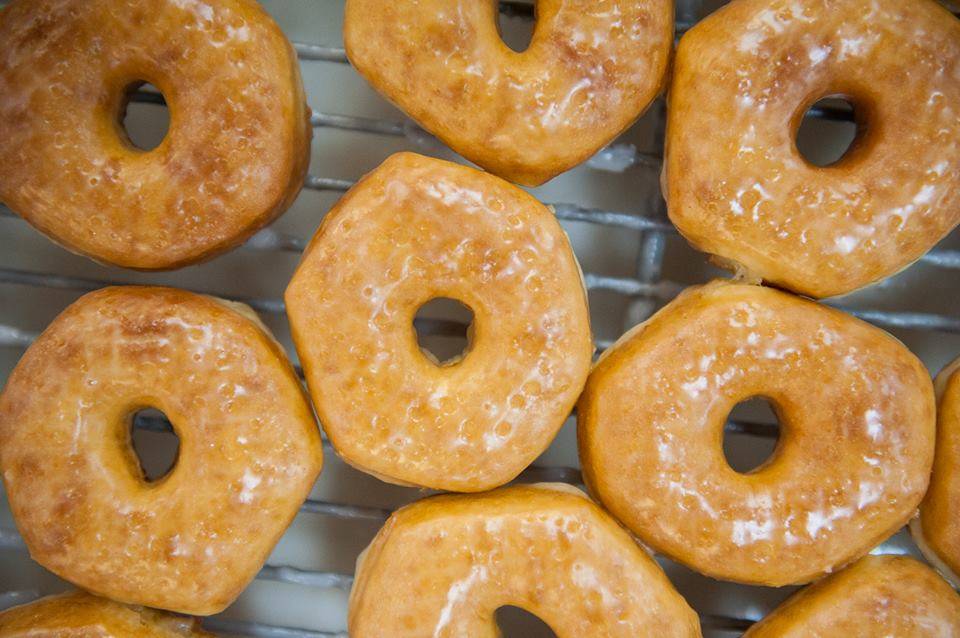 Shipley Do-Nuts | bakery | 8135 Interstate 10 Frontage Rd, Houston, TX 77024, USA | 3462044604 OR +1 346-204-4604