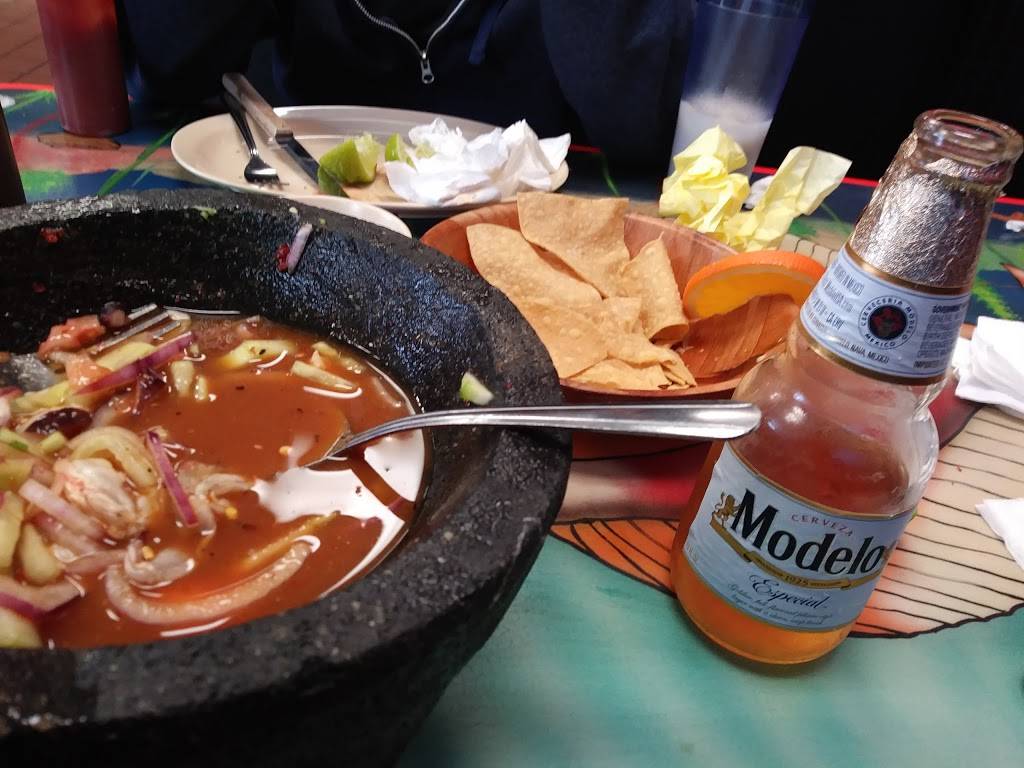 Mar Y Tierra Restaurant | restaurant | 1754 S Euclid Ave, Ontario, CA 91762, USA | 9092184360 OR +1 909-218-4360