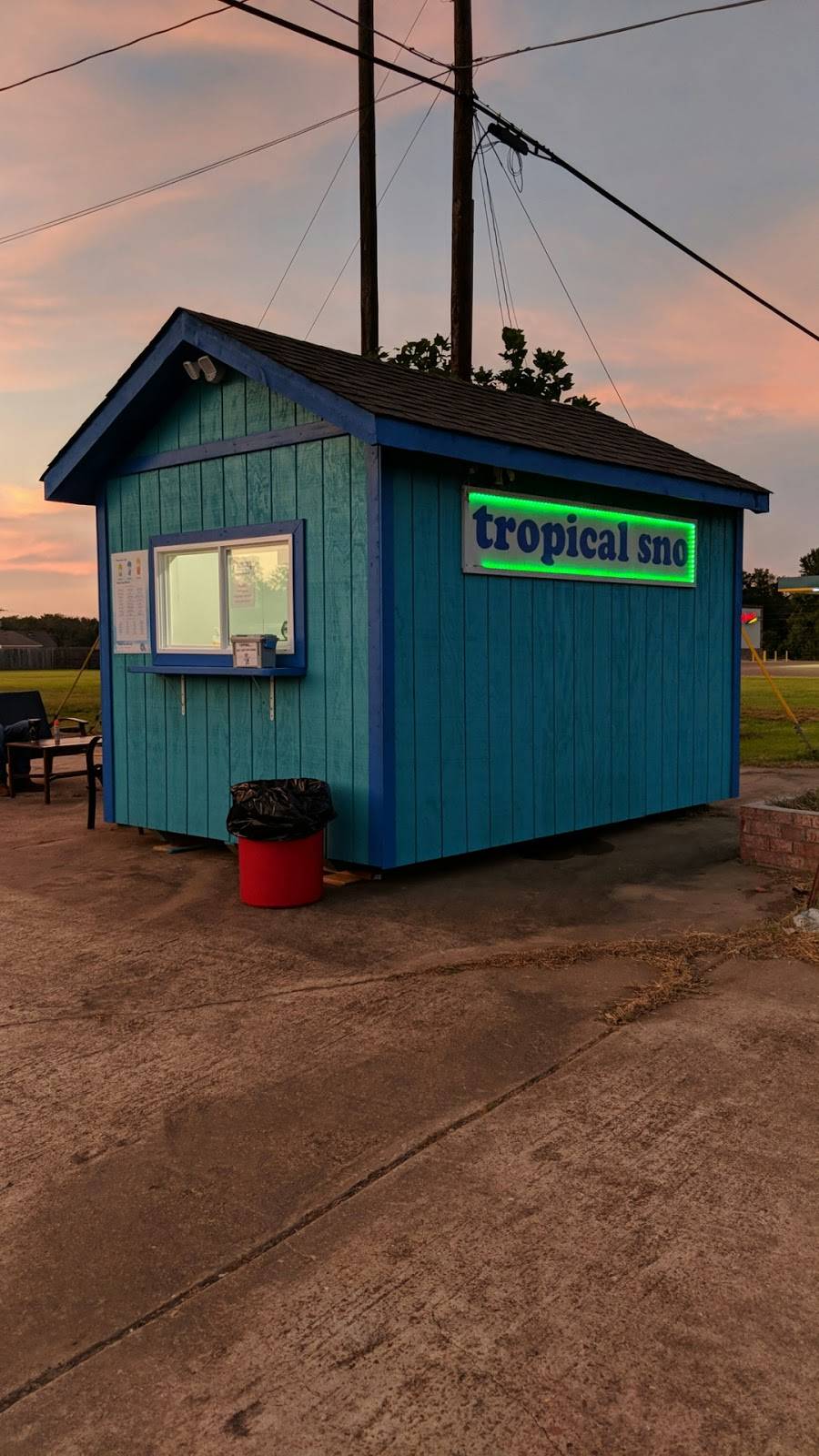 Tropical Sno | restaurant | 15947 US-51, Munford, TN 38058, USA | 9016874756 OR +1 901-687-4756