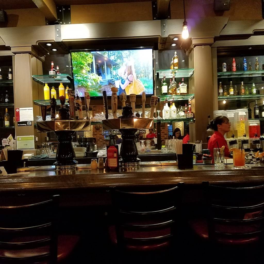 Home Run Inn Pizza | meal delivery | 10900 S Western Ave, Chicago, IL 60643, USA | 7734329696 OR +1 773-432-9696