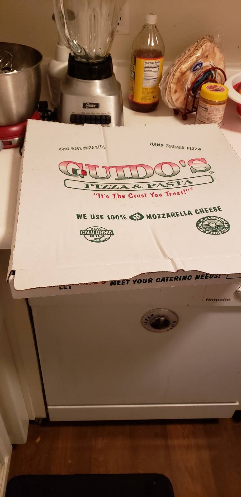 Guidos Pizza & Pasta | meal takeaway | 20113 Sherman Way, Winnetka, CA 91306, USA | 8188822627 OR +1 818-882-2627