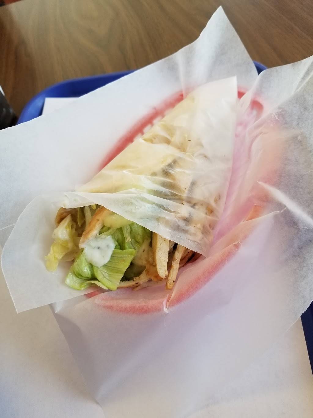 Sofos Restaurant | restaurant | 6082 Tecumseh Rd E, Windsor, ON N8T 1E3, Canada | 5199487977 OR +1 519-948-7977