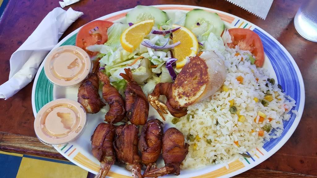 La Isla Del Mar #4 | restaurant | 6034 22nd Ave, Kenosha, WI 53143, USA | 2625640085 OR +1 262-564-0085