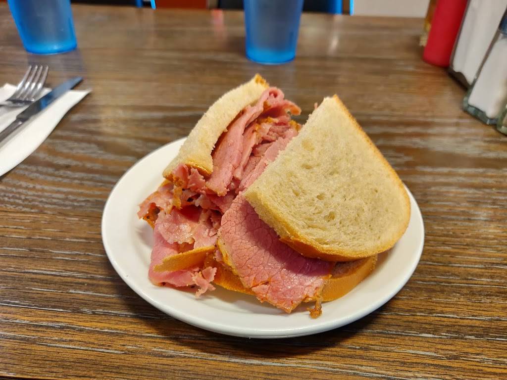 Pancers Original Deli | restaurant | 3856 Bathurst St, North York, ON M3H 3N3, Canada | 4166361230 OR +1 416-636-1230