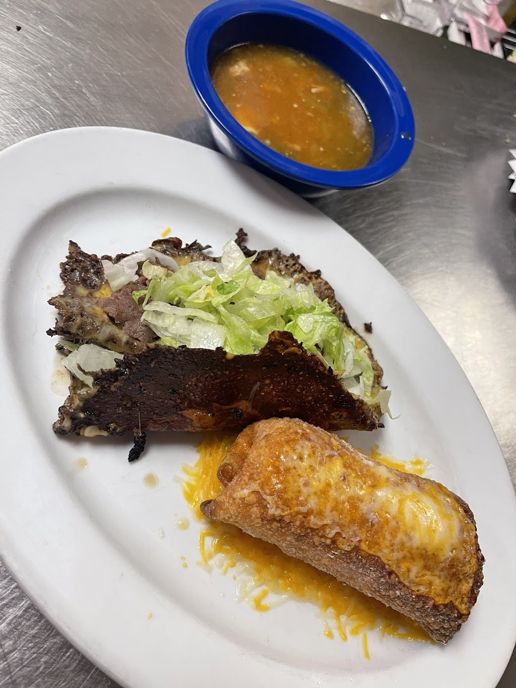 Vecinos Mexican Grill and Cantina | restaurant | 385 W 4th Ave d, Severance, CO 80550, USA | 9706884808 OR +1 970-688-4808