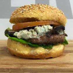 Hero Certified Burgers | restaurant | 12260 Yonge St, Richmond Hill, ON L4E 0W5, Canada | 2892345050 OR +1 289-234-5050