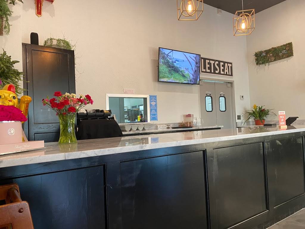 KRAVE Thai Restaurant | restaurant | 22250 Bulverde Rd Ste 118, San Antonio, TX 78259, USA | 2107573070 OR +1 210-757-3070