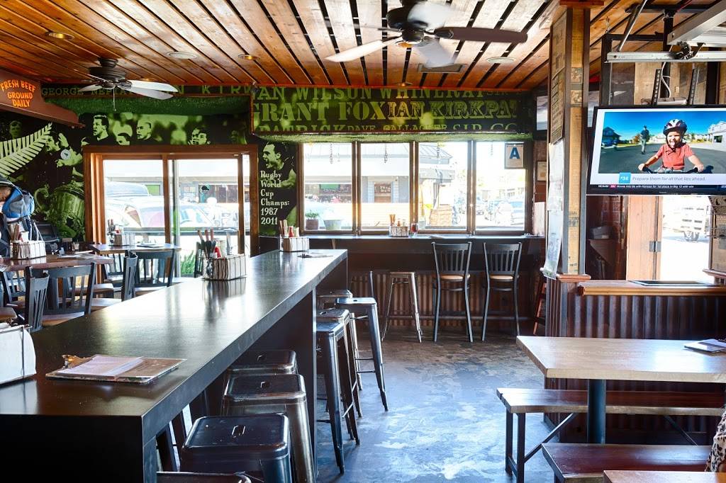 Bare Back Grill | restaurant | 4640 Mission Blvd, San Diego, CA 92109, USA | 8582747117 OR +1 858-274-7117