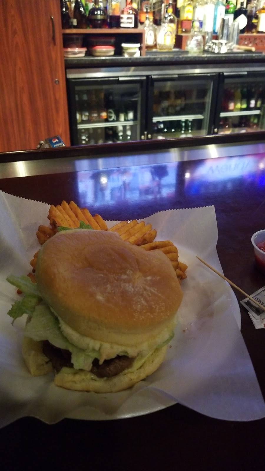 Strikers Sports Bar and Grill | night club | 66 Hathaway Rd, New Bedford, MA 02746, USA | 5089931746 OR +1 508-993-1746