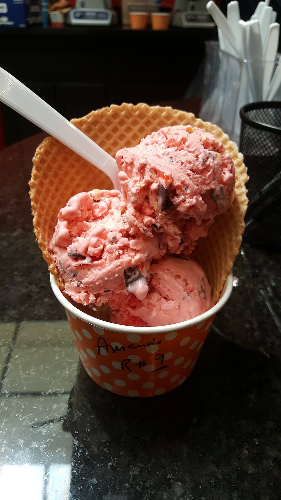 Sub Zero Nitrogen Ice Cream | restaurant | 215 S University Parks Dr #105, Waco, TX 76701, USA | 2544249009 OR +1 254-424-9009