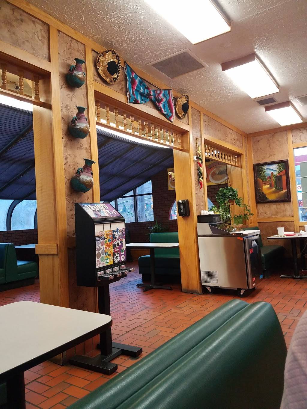 Floribertos Mexican Food | restaurant | 980 S Main St, Brigham City, UT 84302, USA | 4357342074 OR +1 435-734-2074