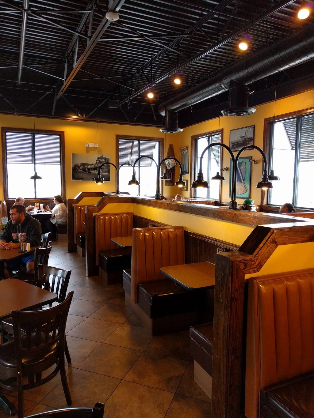 Zaxbys Chicken Fingers & Buffalo Wings | restaurant | 995 Industrial Blvd, Smyrna, TN 37167, USA | 6153556935 OR +1 615-355-6935