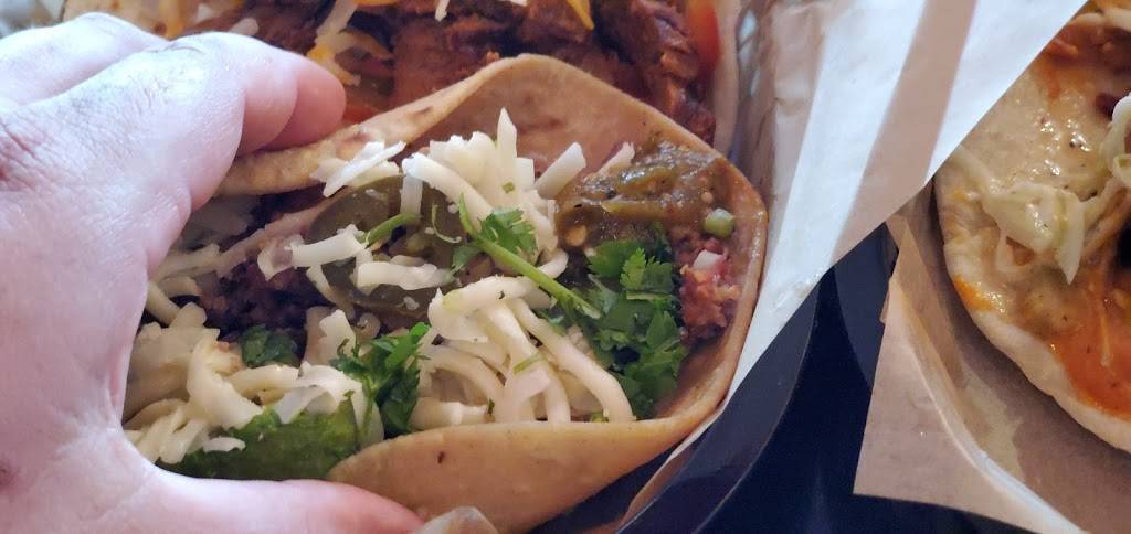 Torchys Tacos | restaurant | 1384 E 70th St Ste. 900, Shreveport, LA 71105, USA | 3183818747 OR +1 318-381-8747