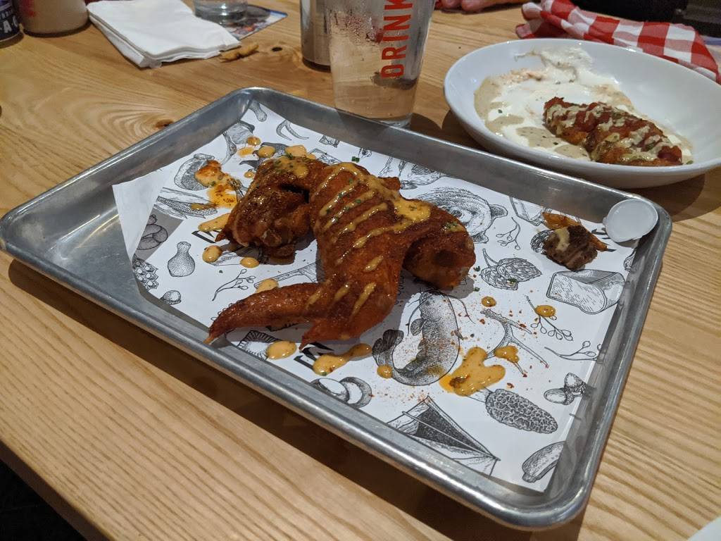 The Midwestern | restaurant | 900 Spruce St, St. Louis, MO 63102, USA | 3146962573 OR +1 314-696-2573