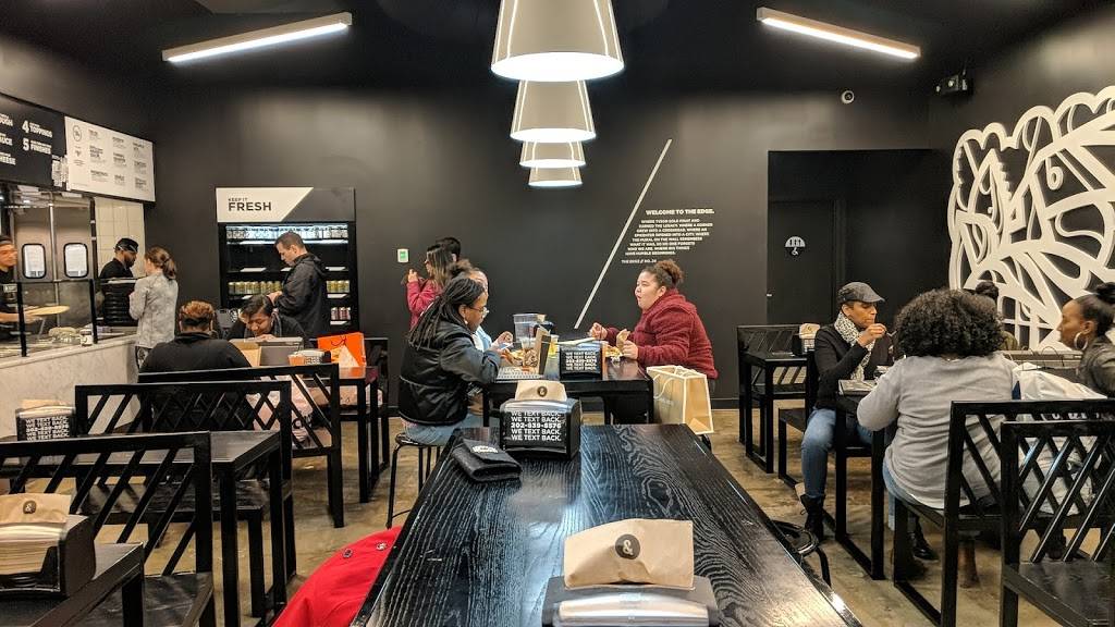 &pizza | restaurant | 1961 Chain Bridge Rd, McLean, VA 22102, USA | 2028398576 OR +1 202-839-8576