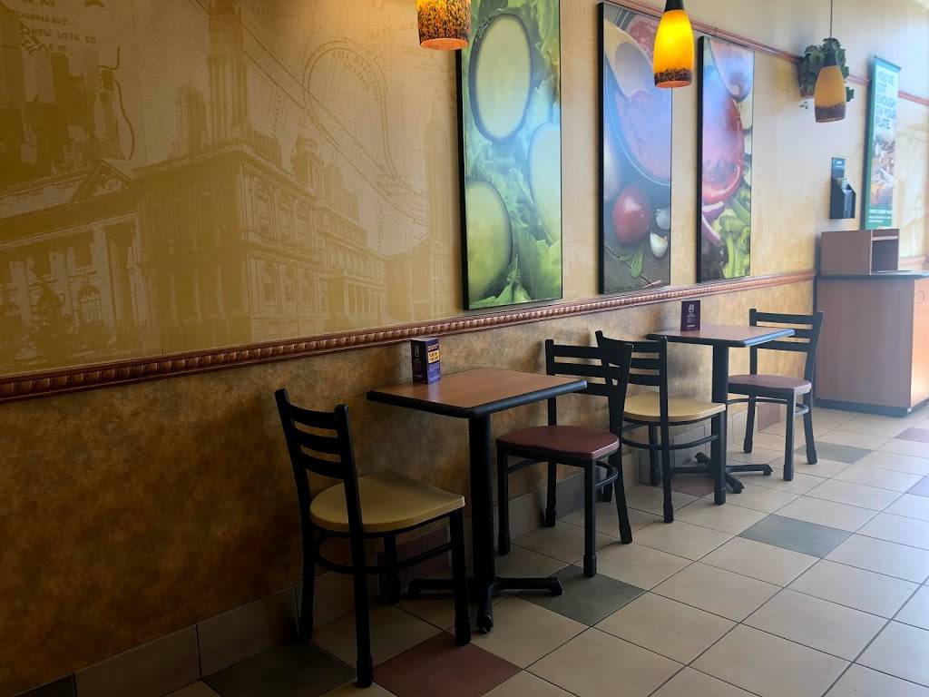 Subway | meal takeaway | 900 Progress Ave. Unit #2 Next to Gas Station, Scarborough, ON M1H 2Z9, Canada | 4162891321 OR +1 416-289-1321