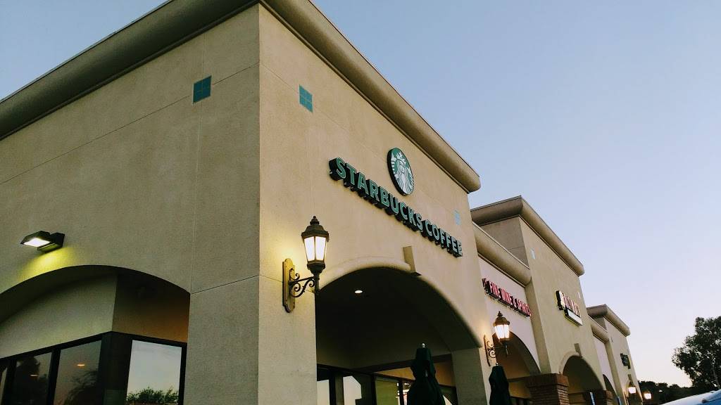 Starbucks | cafe | 561 New Los Angeles Ave, Moorpark, CA 93021, USA | 8055529431 OR +1 805-552-9431