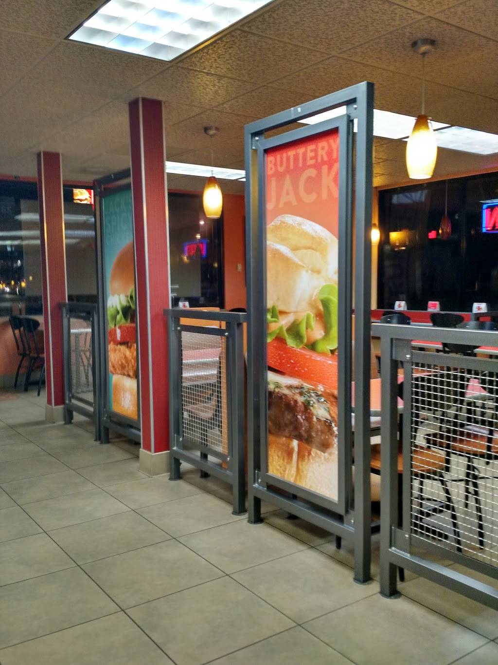 Jack in the Box | restaurant | 22664 Ventura Blvd, Woodland Hills, CA 91364, USA | 8182243460 OR +1 818-224-3460
