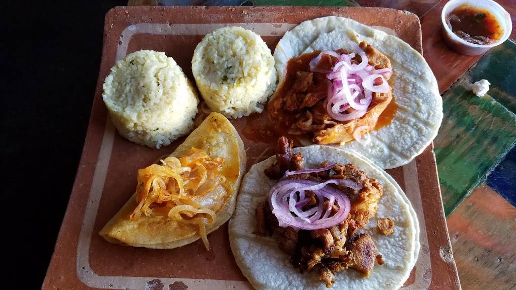 La Santisima | restaurant | 1919 N 16th St, Phoenix, AZ 85006, USA | 6022546330 OR +1 602-254-6330