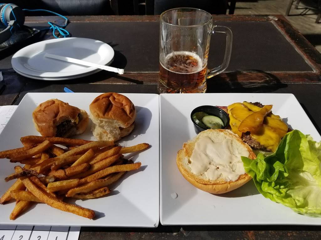 Urban Stack | restaurant | 12 W 13th St, Chattanooga, TN 37402, USA | 4234755350 OR +1 423-475-5350