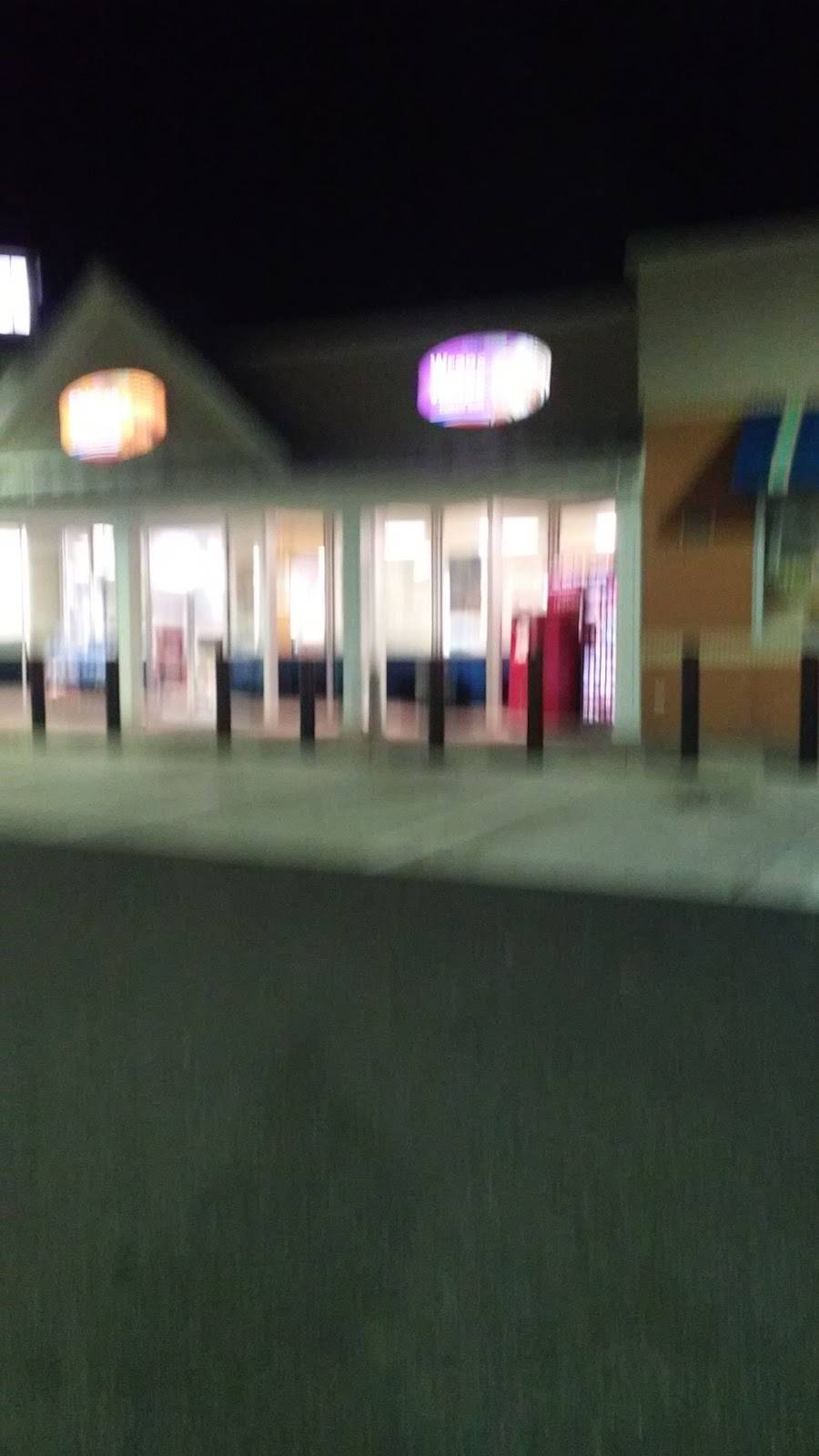 Royal Farms | meal takeaway | 1601 E Churchville Rd, Bel Air, MD 21014, USA | 4104206805 OR +1 410-420-6805