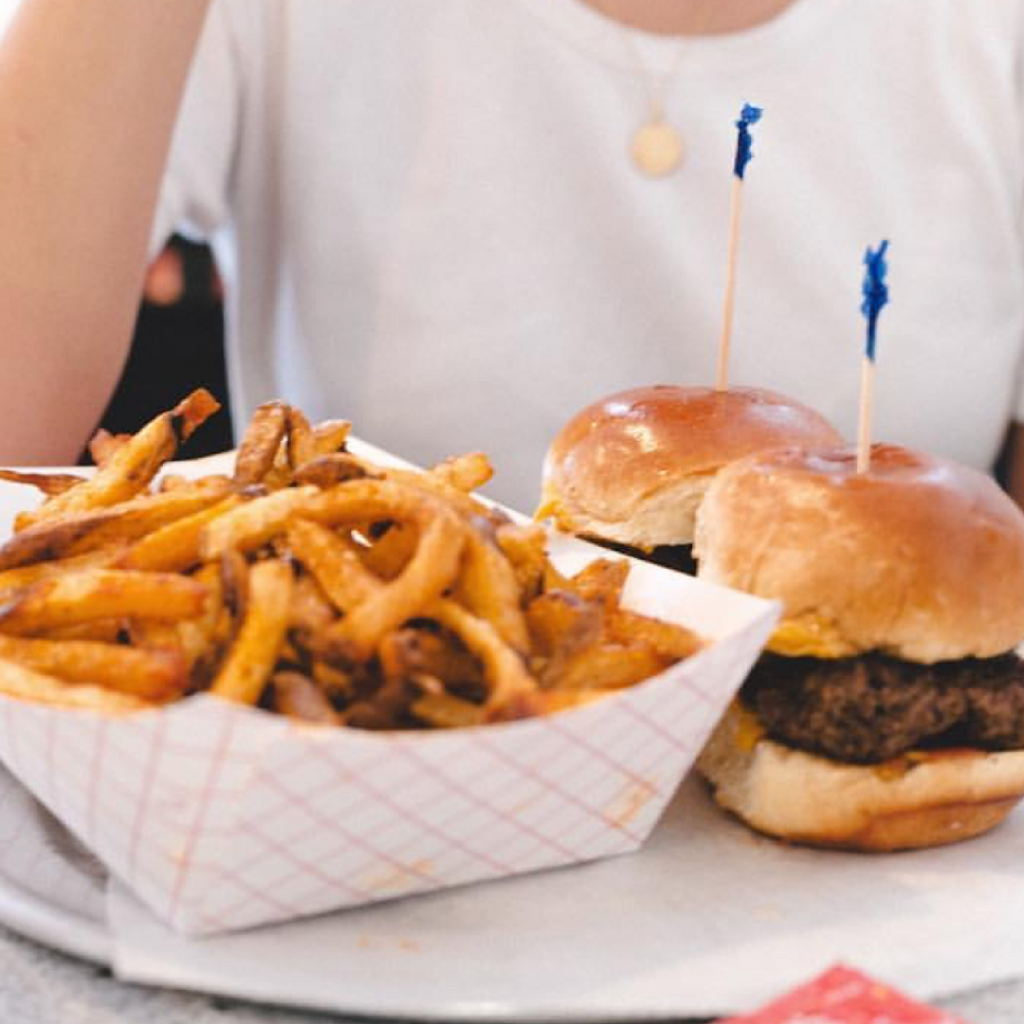 Slys Sliders and Fries ???? | restaurant | 1710 Abercorn St, Savannah, GA 31401, USA | 9122394219 OR +1 912-239-4219