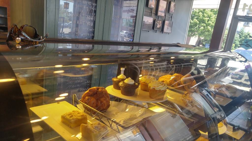 Caribou Coffee | cafe | 1601 MN-7, Hopkins, MN 55305, USA | 9529313128 OR +1 952-931-3128