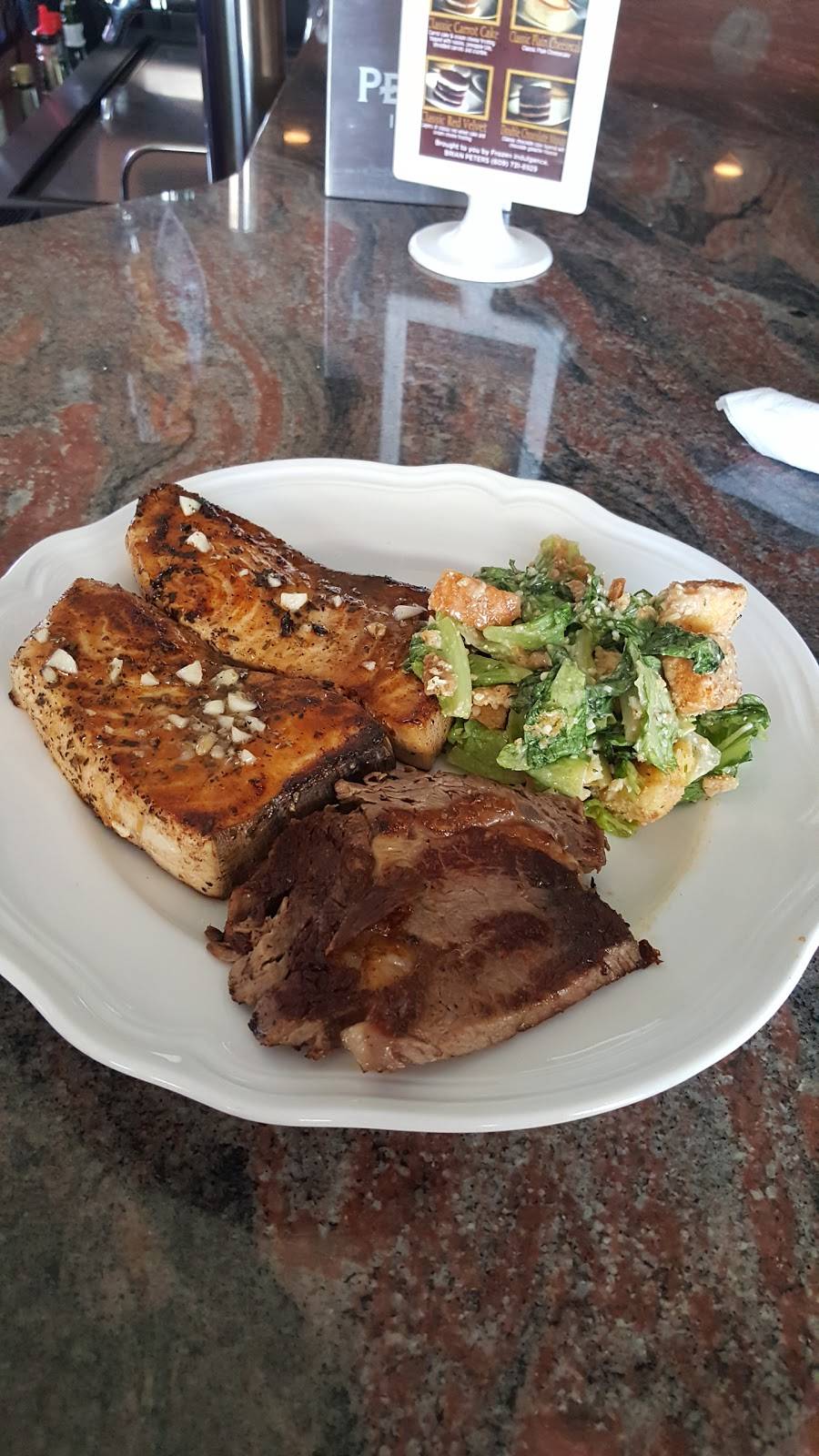 Capri Pizza Restaurant & Bar | restaurant | 5855 Easton Rd, Plumsteadville, PA 18949, USA | 2157668440 OR +1 215-766-8440