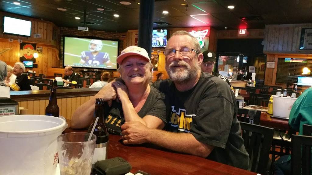 Beef O Bradys | restaurant | 1450 N Courtenay Pkwy, Merritt Island, FL 32953, USA | 3214556665 OR +1 321-455-6665